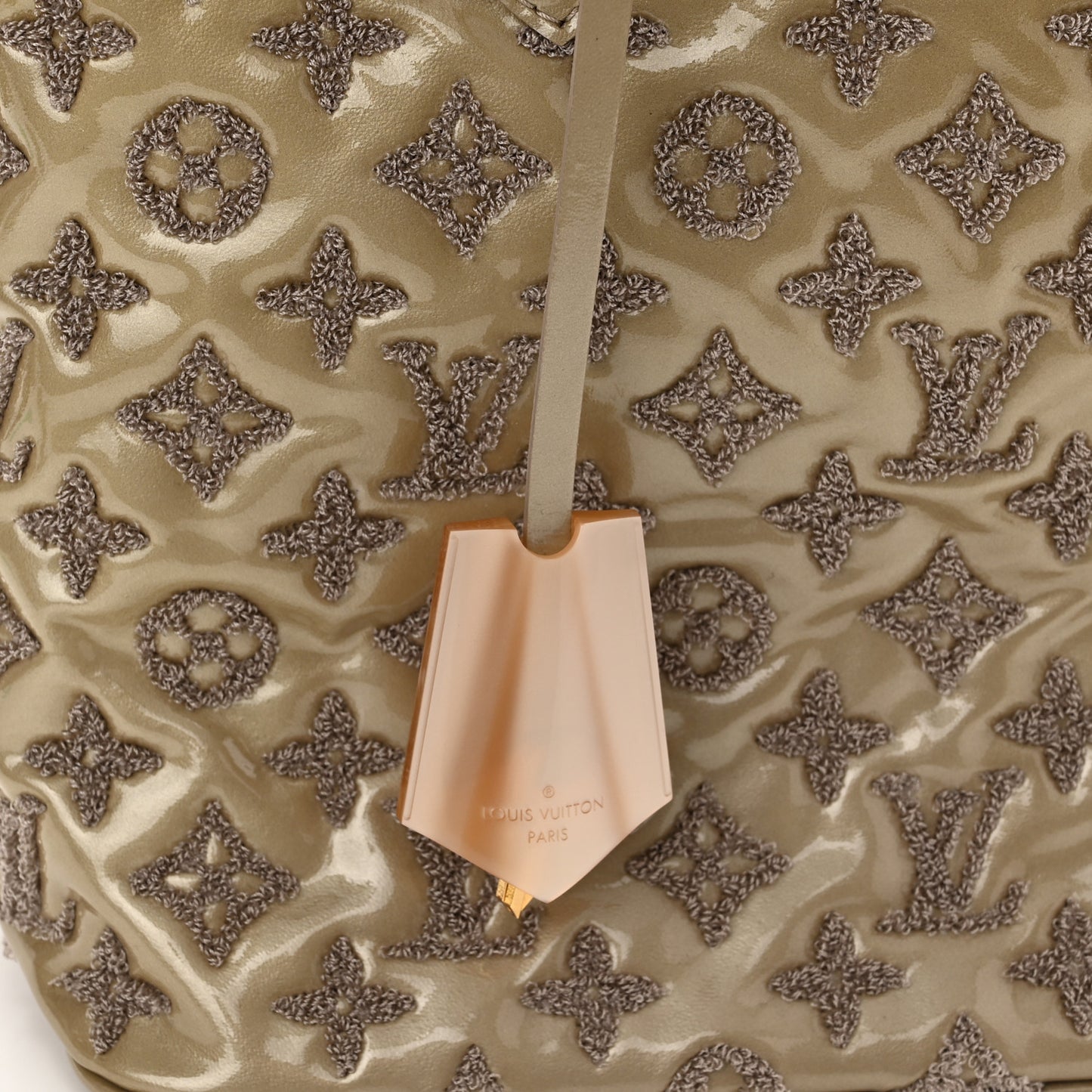 Patent Lambskin Fascination Lockit Gris