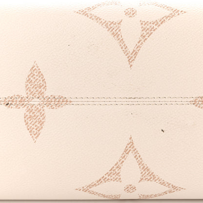Louis Vuitton Monogram Dune Giant Onthego MM 10 of 13