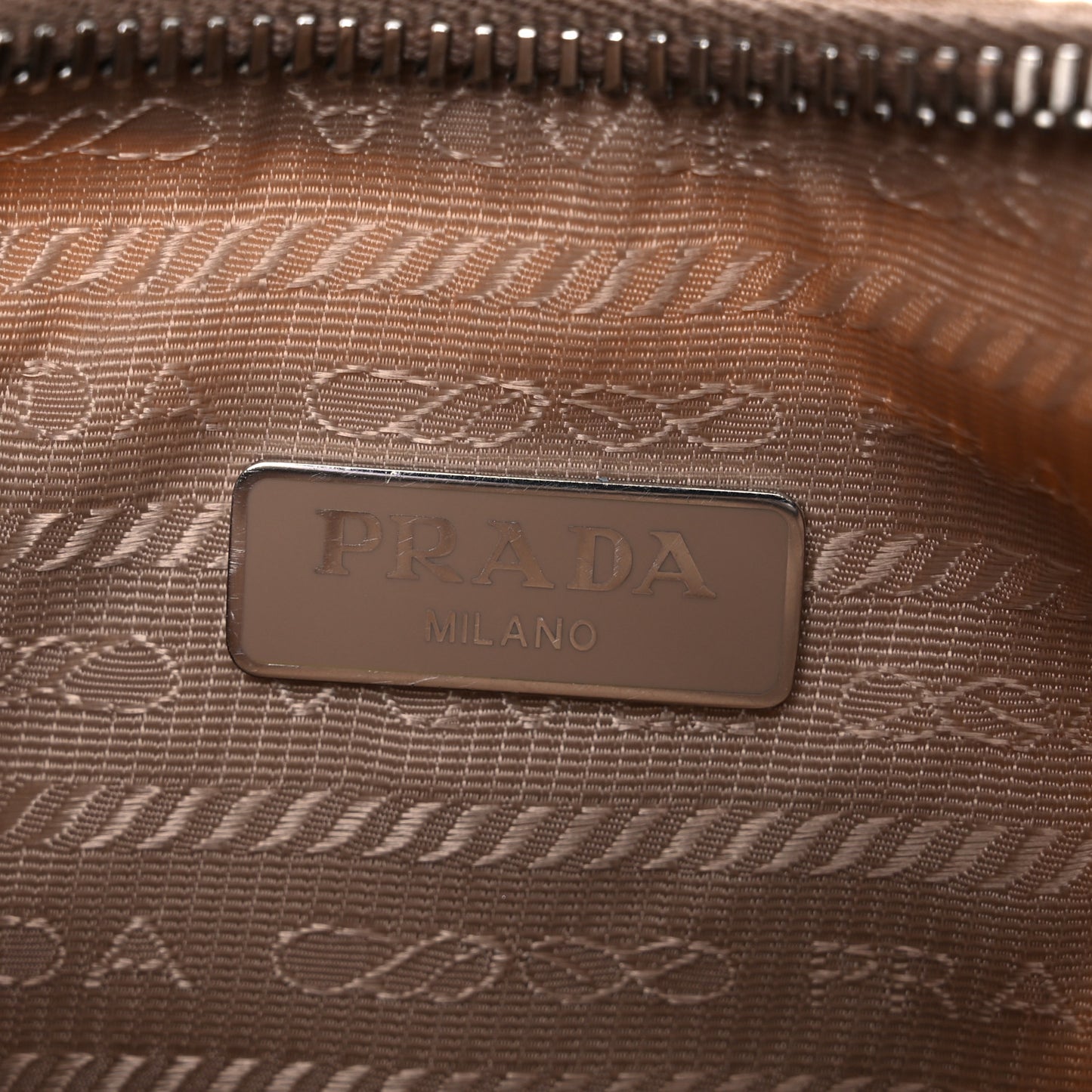 Nylon Re-Edition 2005 Shoulder Bag Cammeo