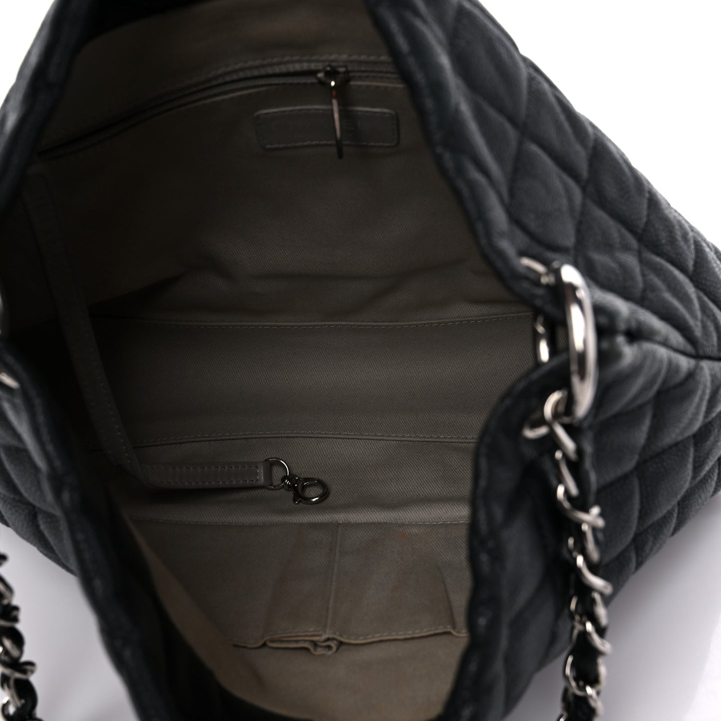 Caviar Quilted Easy Zip Tote Black