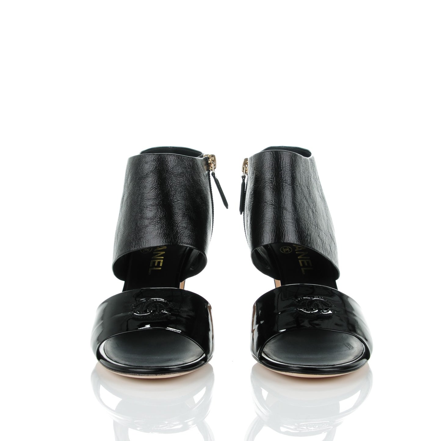 Crumpled Patent Calfskin CC Sandals 39 Black