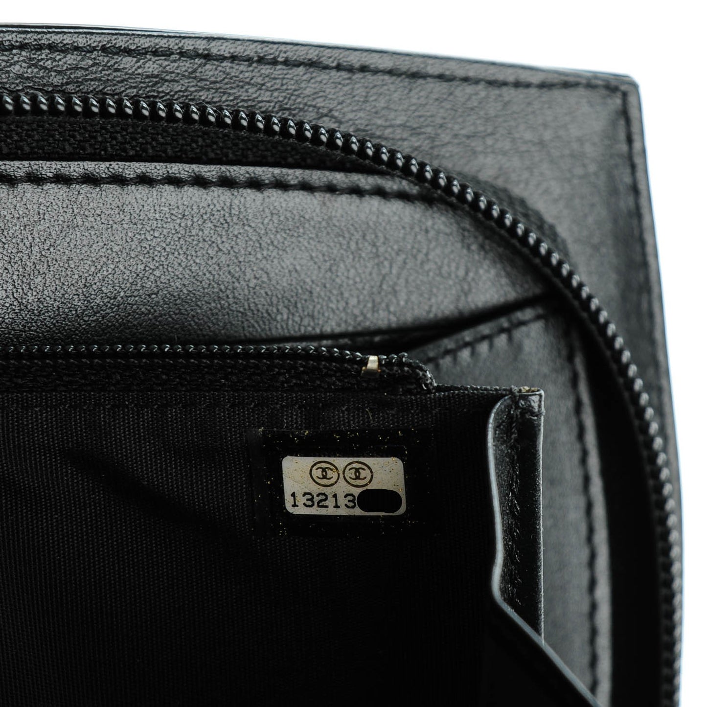 Patent Large CC Compact Zip Gusset Wallet Black