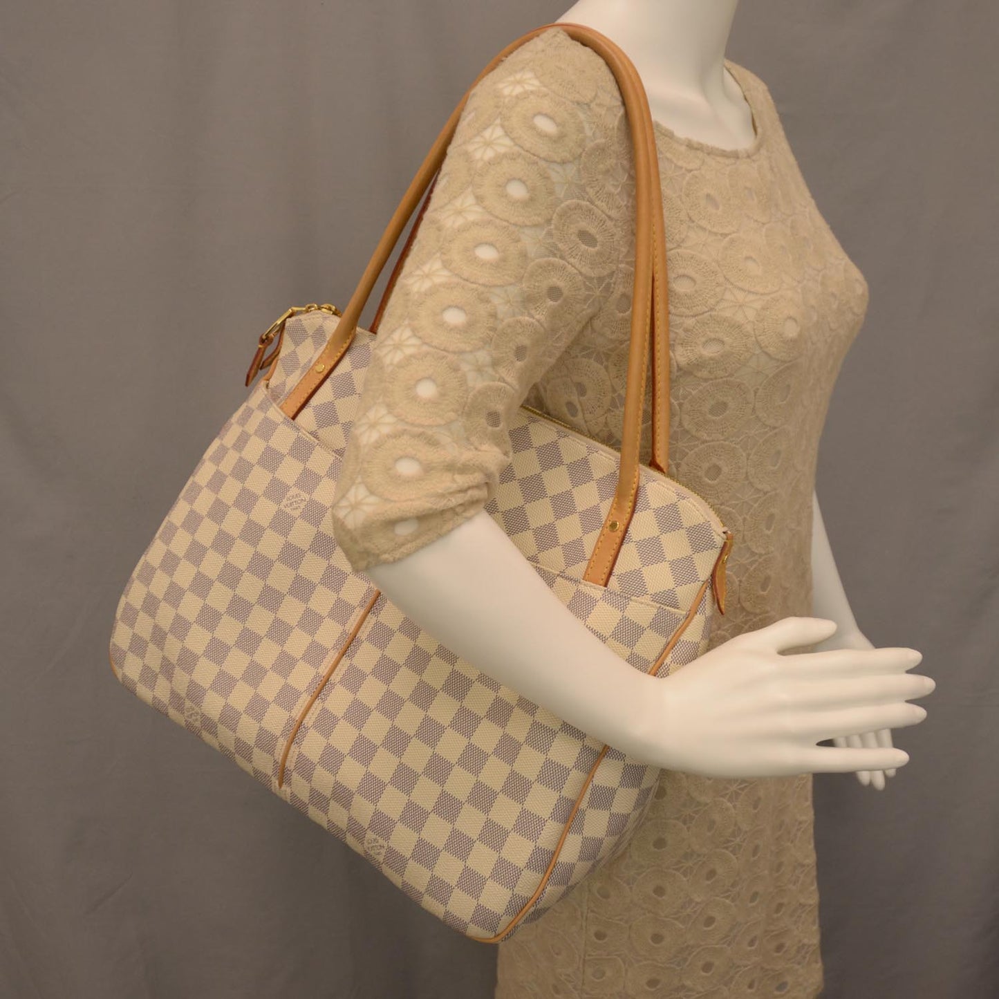 Damier Azur Figheri GM