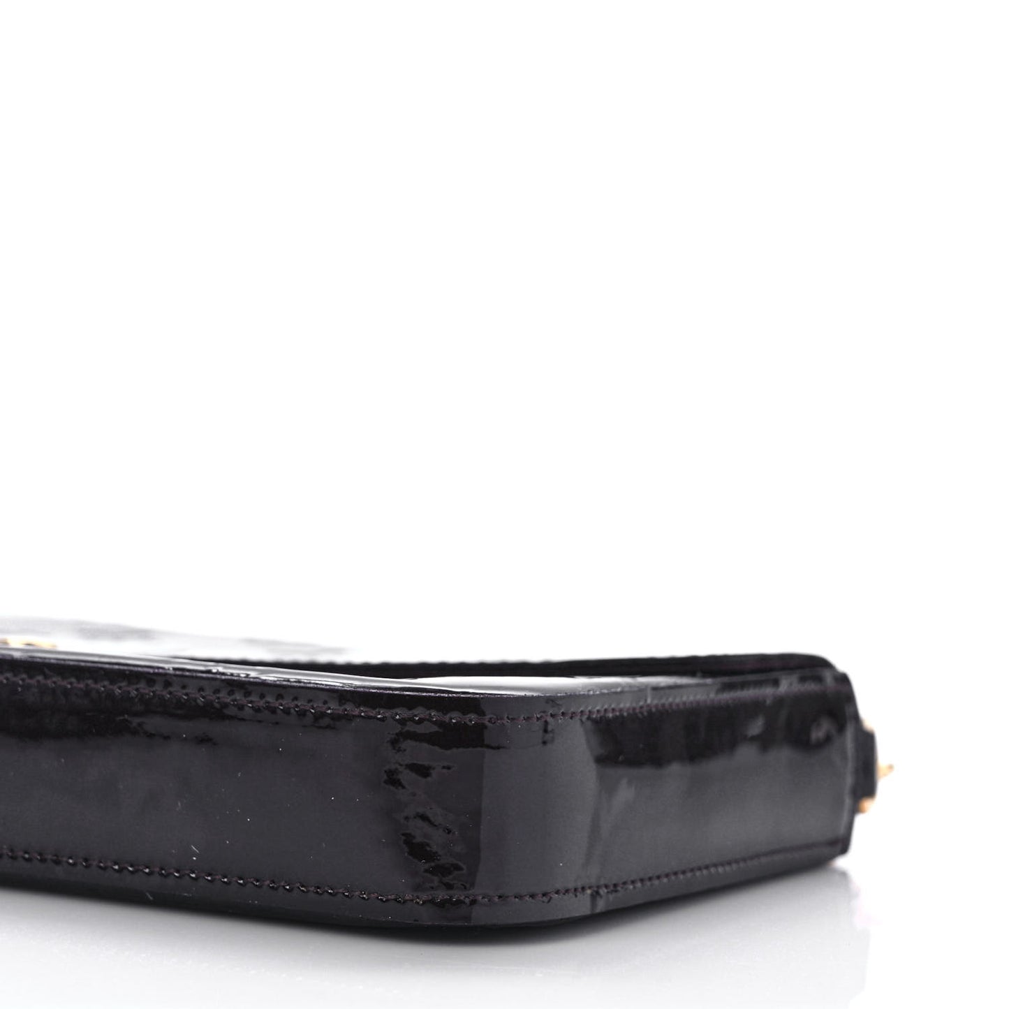 Vernis Pochette Felicie Chain Wallet Amarante