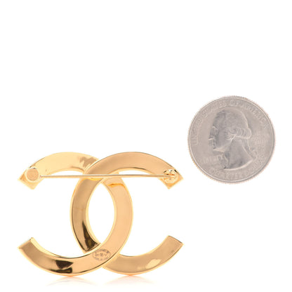 Chanel Metal Paris Button CC Large Brooch Gold 3 of 6