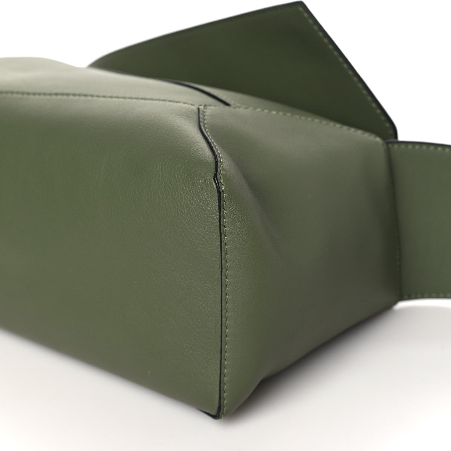 Loewe Calfskin Puzzle Hobo Avocado 9 of 9