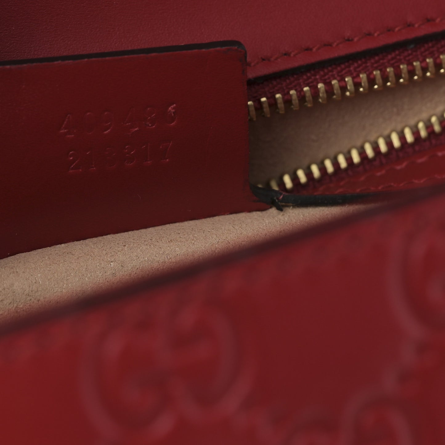 Guccissima Medium Padlock Shoulder Bag Hibiscus Red