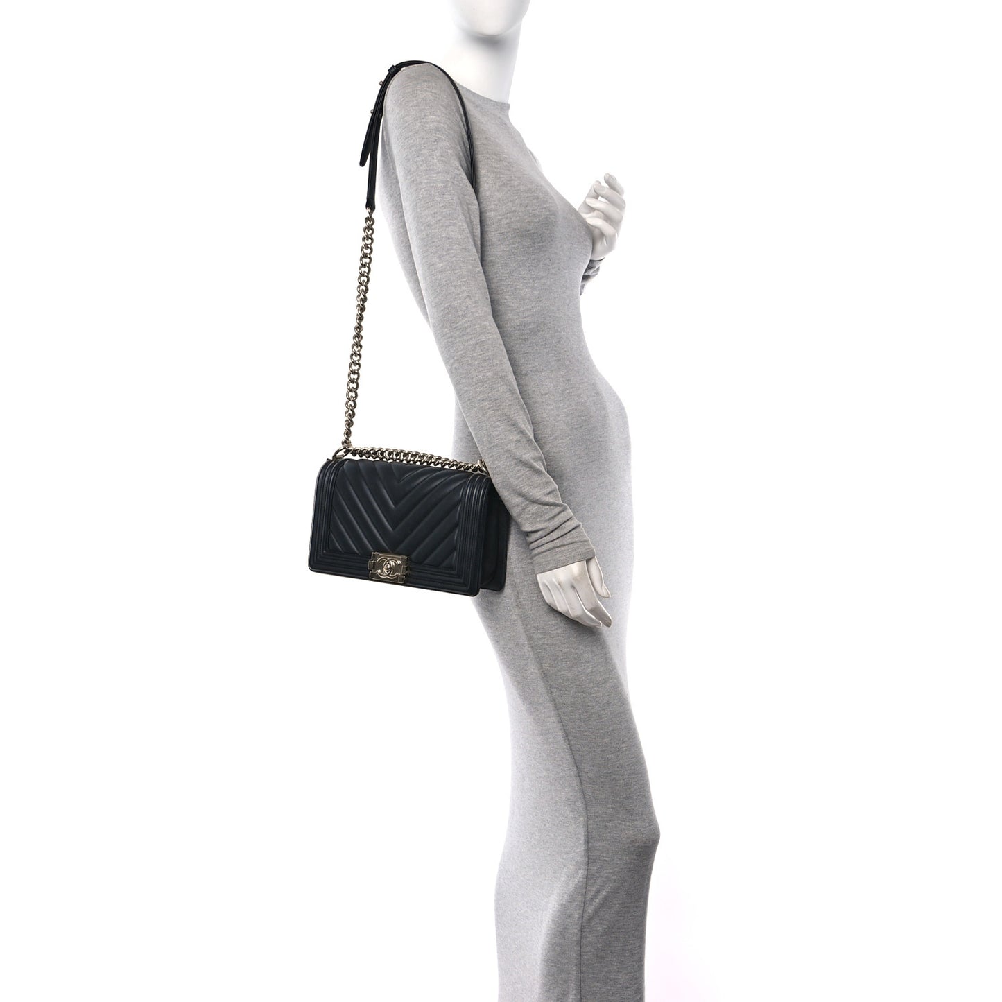 Calfskin Chevron Quilted Medium Boy Flap Black