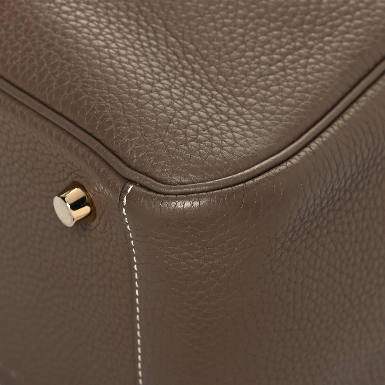 Hermes Taurillon Clemence Lindy 26 Etoupe 9 of 14