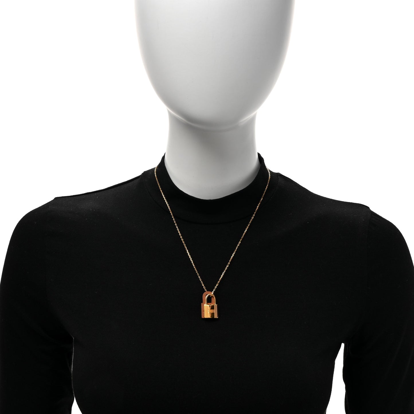 Swift Small O'Kelly Pendant Necklace Gold