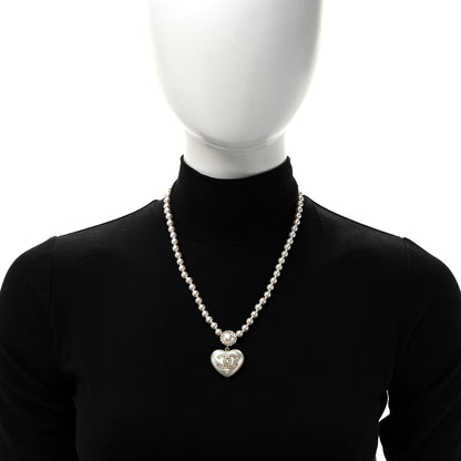 Chanel Pearl Crystal CC Heart Short Necklace Pearly White Gold 2 of 4