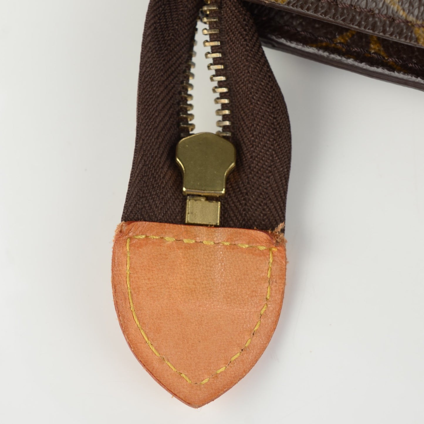 Monogram Babylone