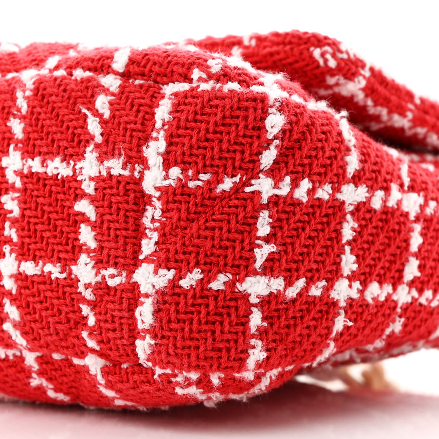 CHANEL　ツィードハット　赤白チェック柄　Mサイズ Chanel Tweed Quilted Medium Chanel 19 Flap Red White 1748307