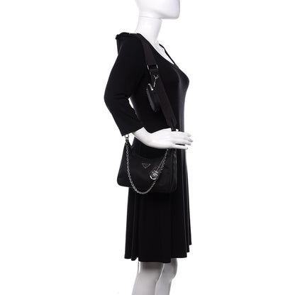 Prada Nylon Re-Edition 2005 Shoulder Bag Black 2 of 11