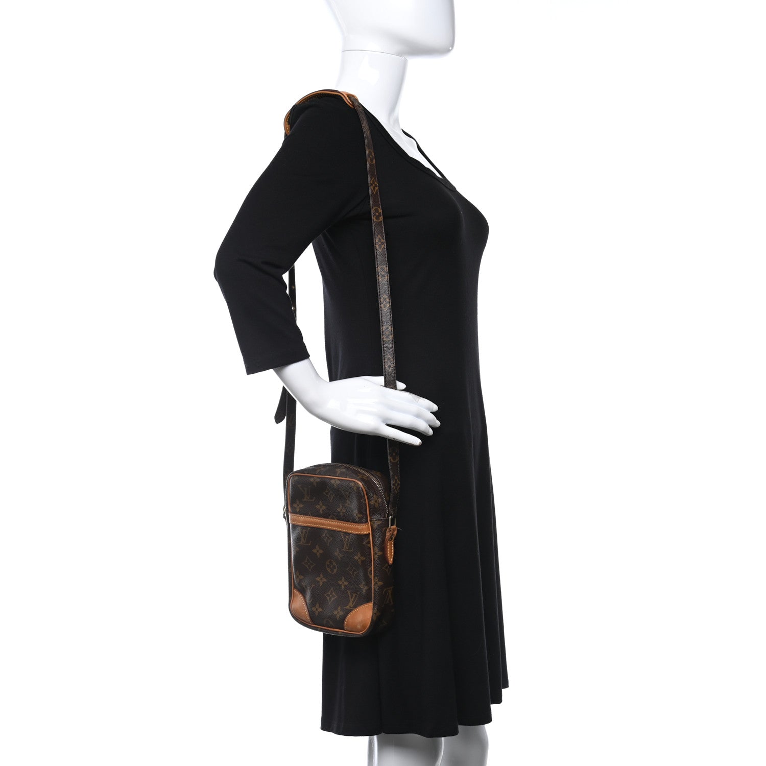 Louis Vuitton Monogram Danube 21 2 of 10