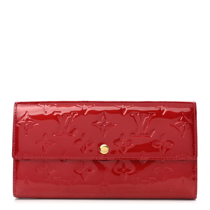 Louis Vuitton Vernis Sarah Wallet Pomme D'Amour 1 of 9