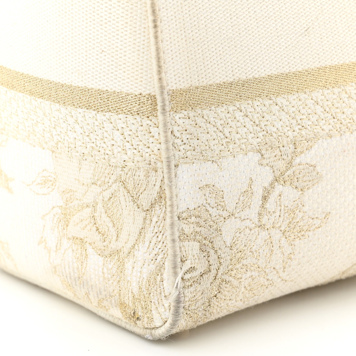 Christian Dior Canvas Embroidered Jardin D'Hiver Medium Lady D-Lite White Gold 14 of 14