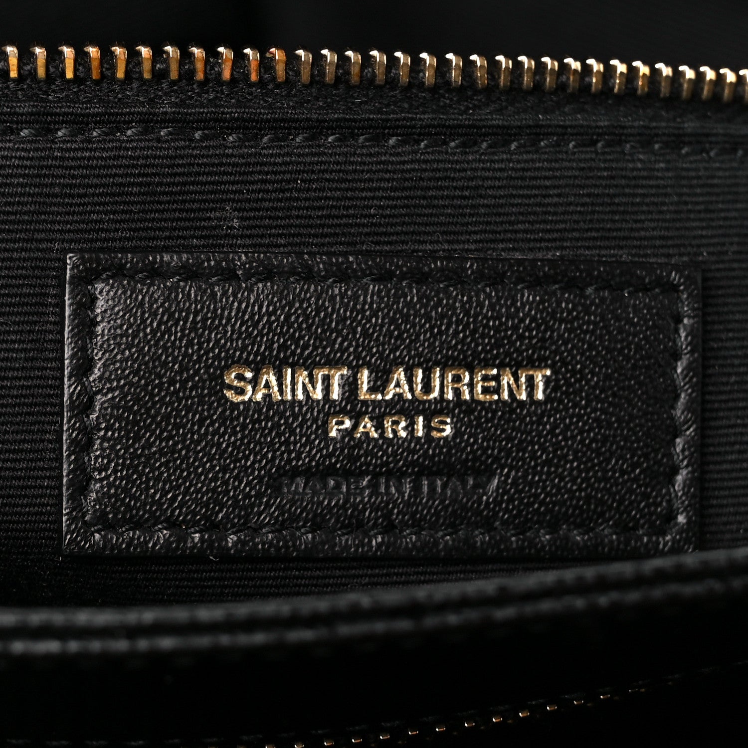 Saint Laurent Grain de Poudre Matelasse Chevron Medium Tribeca Shopping Bag Black 7 of 10