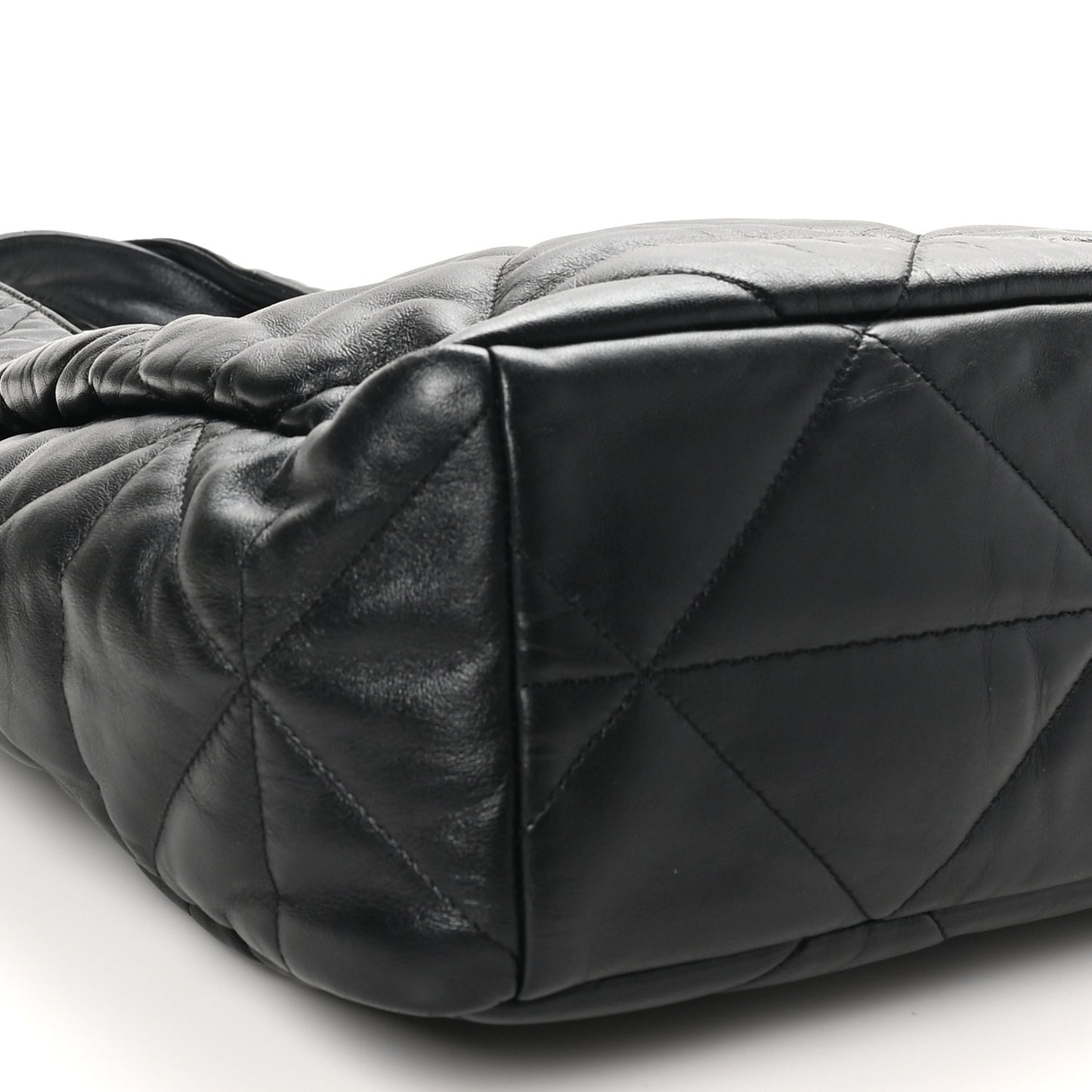 Nappa Quilted Medium Dynamique Tote Black