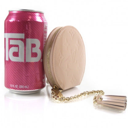 Louis Vuitton Vernis Chapeau Key Chain Beige 3 of 8