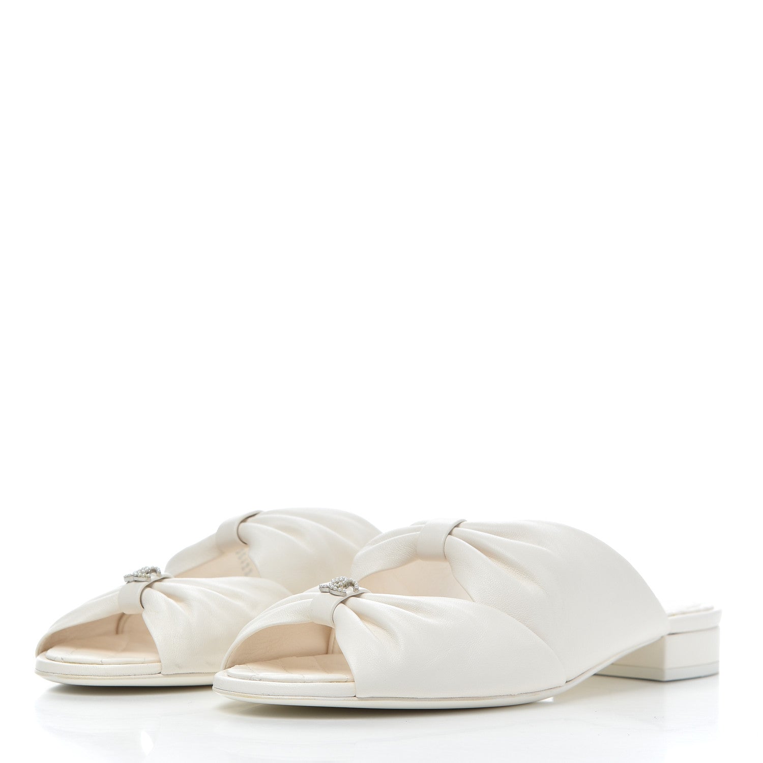 Chanel Lambskin Pearl Bow CC Flat Sandals 39.5 White 3 of 15