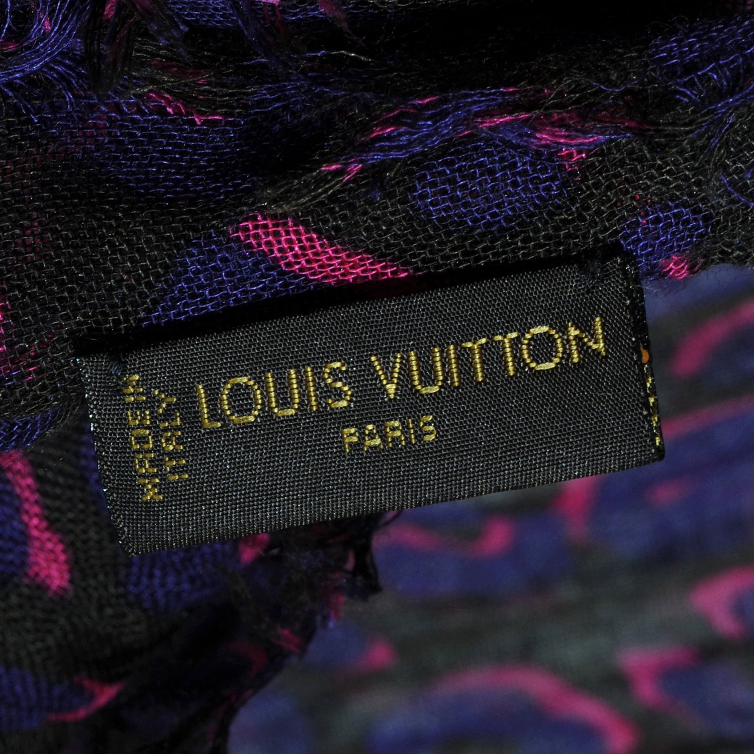 Louis Vuitton Cashmere Silk Leopard Stole Fuchsia 7 of 7