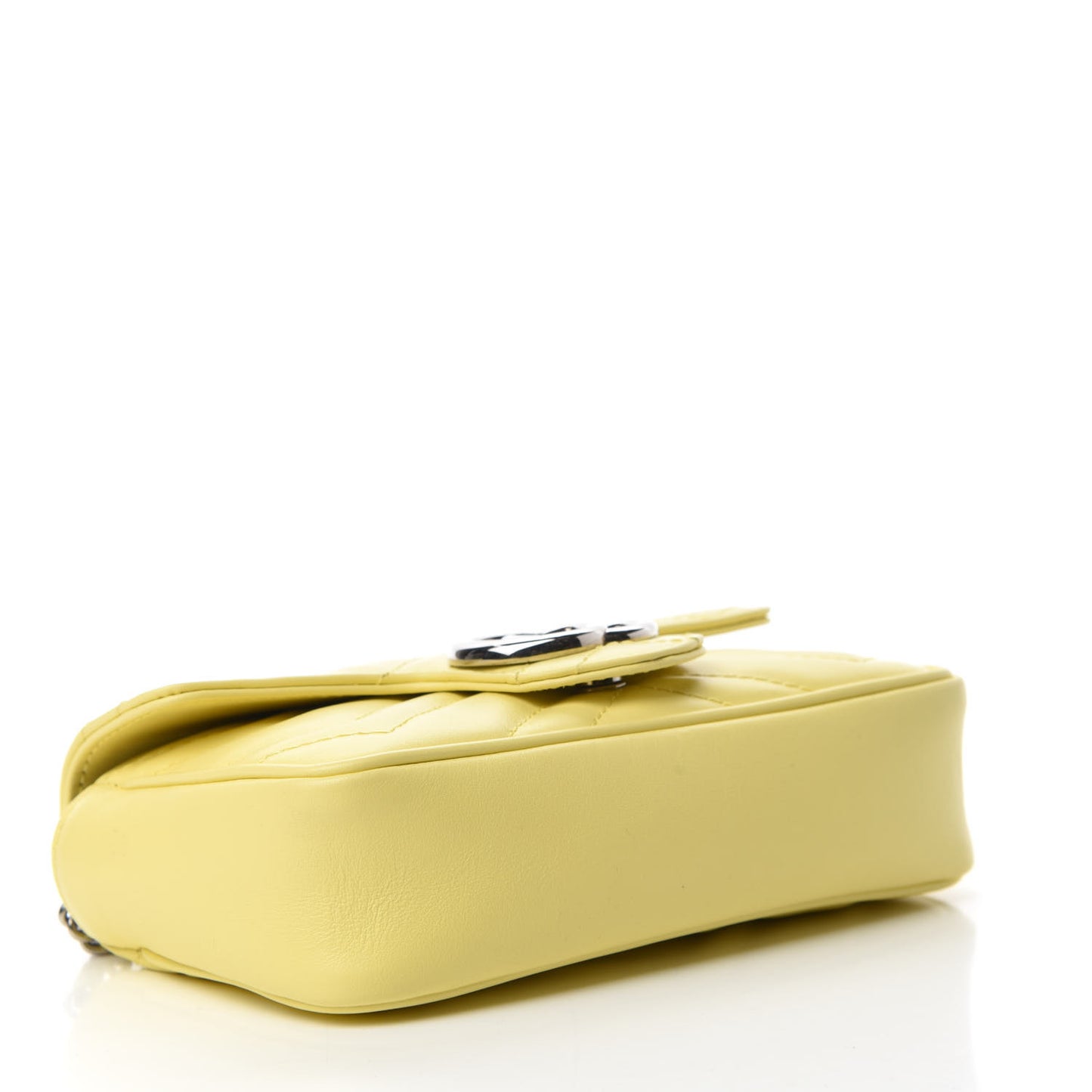 Calfskin Matelasse Super Mini GG Marmont Shoulder Bag Banana