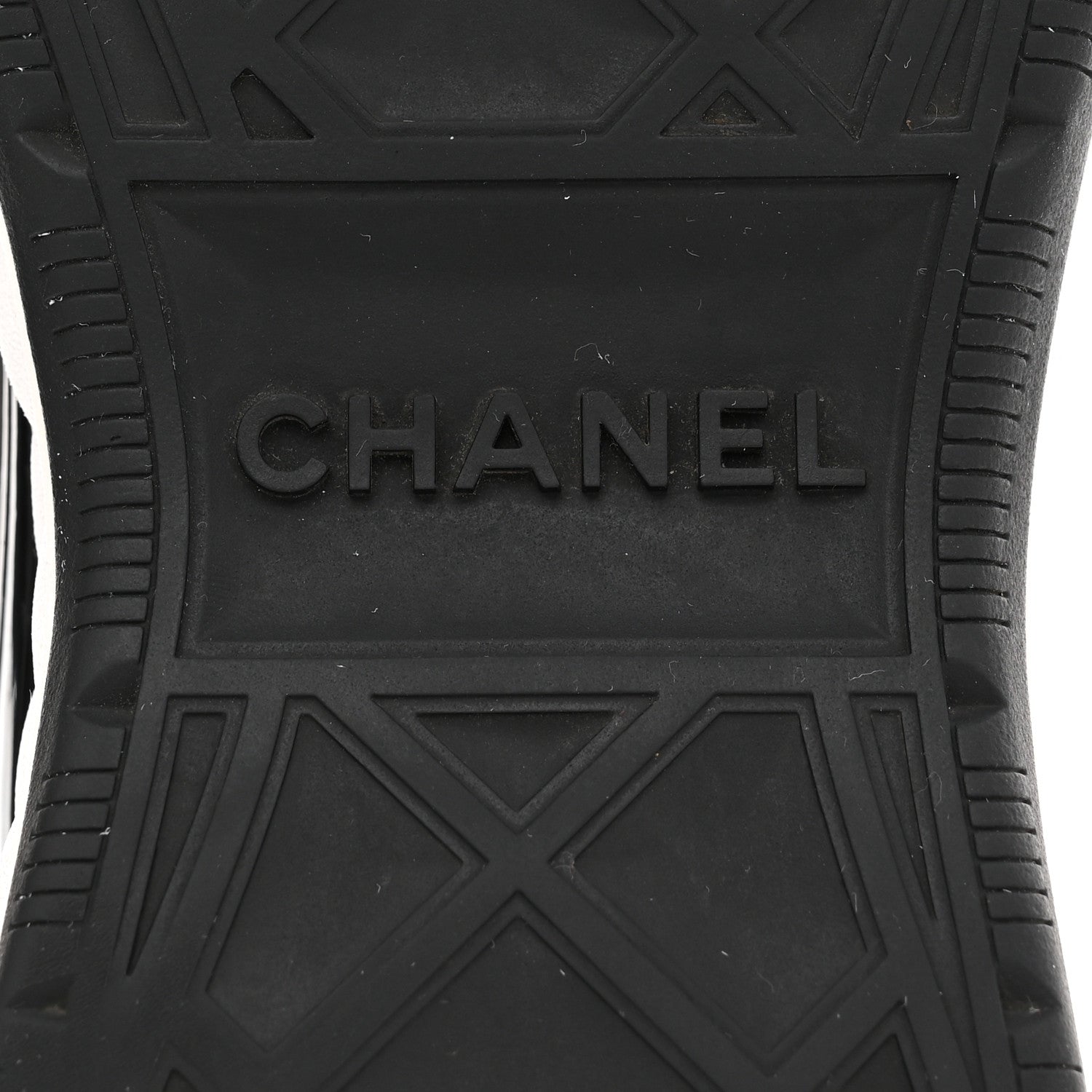 Chanel Velvet Calfskin Mixed Fibers CC Sneakers 40 Black 8 of 10