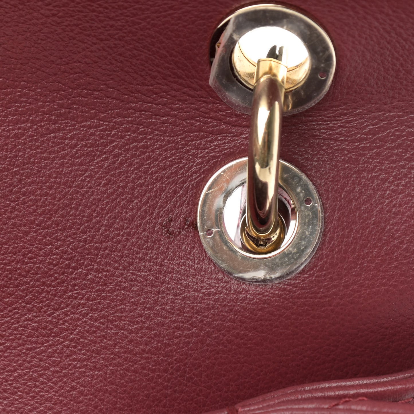Grained Calfskin Stitched Chevron Medium Chic Top Handle Flap Red
