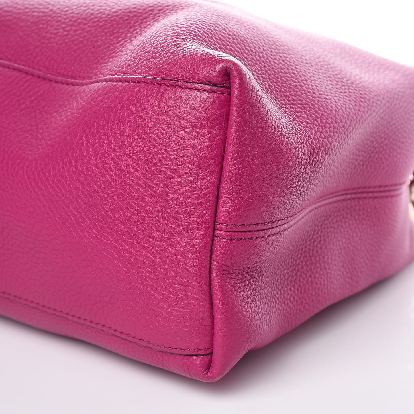 Cellarius Calfskin Medium Soho Chain Shoulder Bag Bright Bouganville