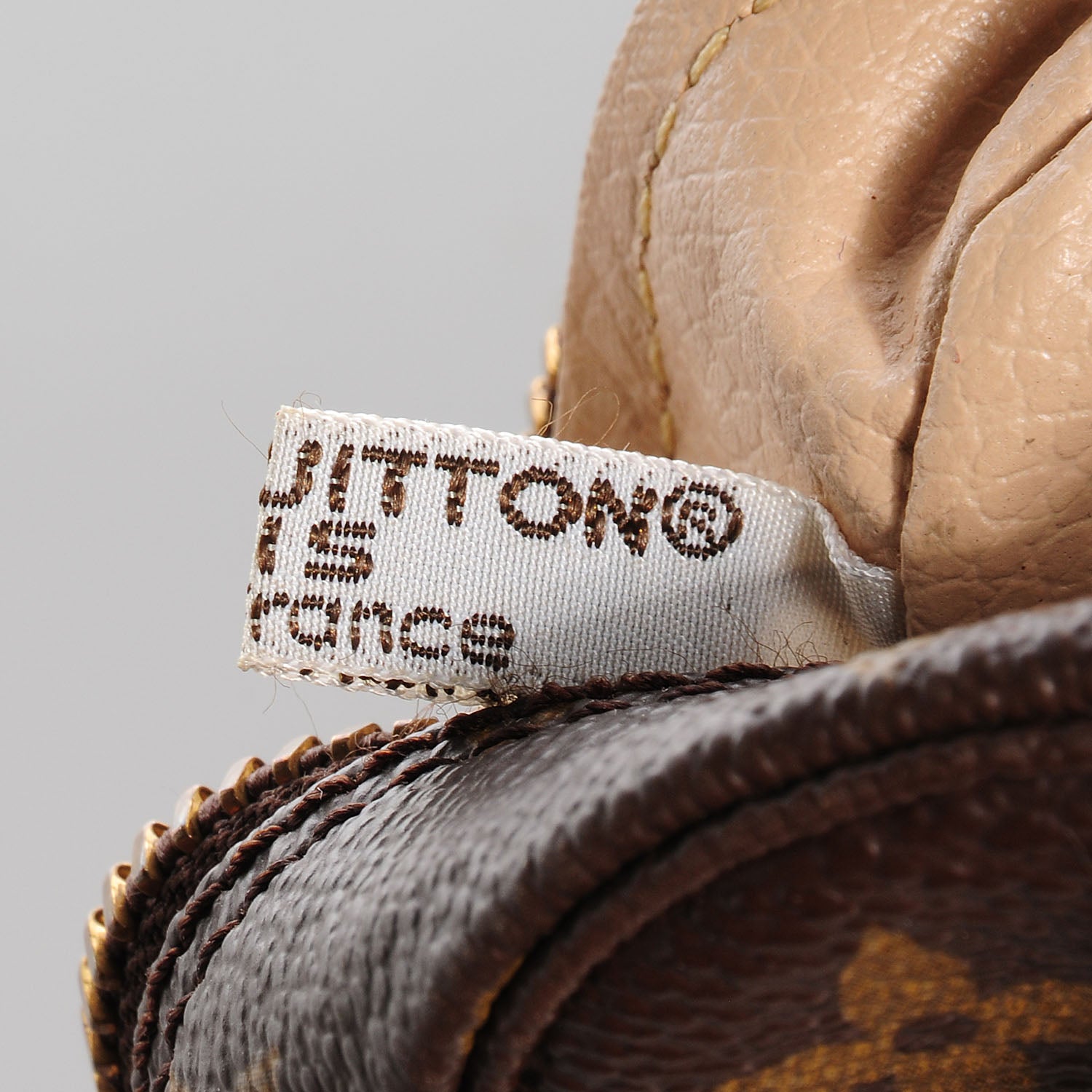 Louis Vuitton Monogram Trousse Toilette 23 7 of 8