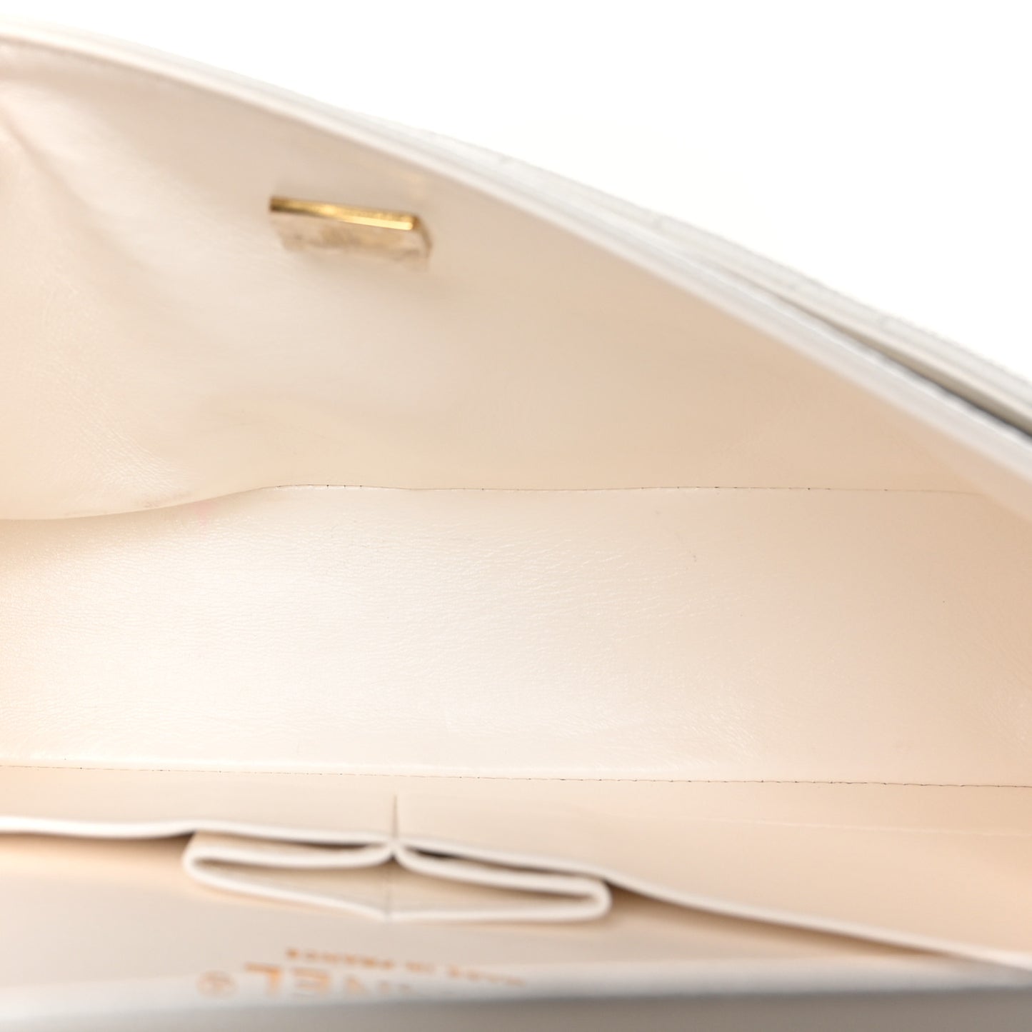 Caviar Quilted Medium Double Flap White