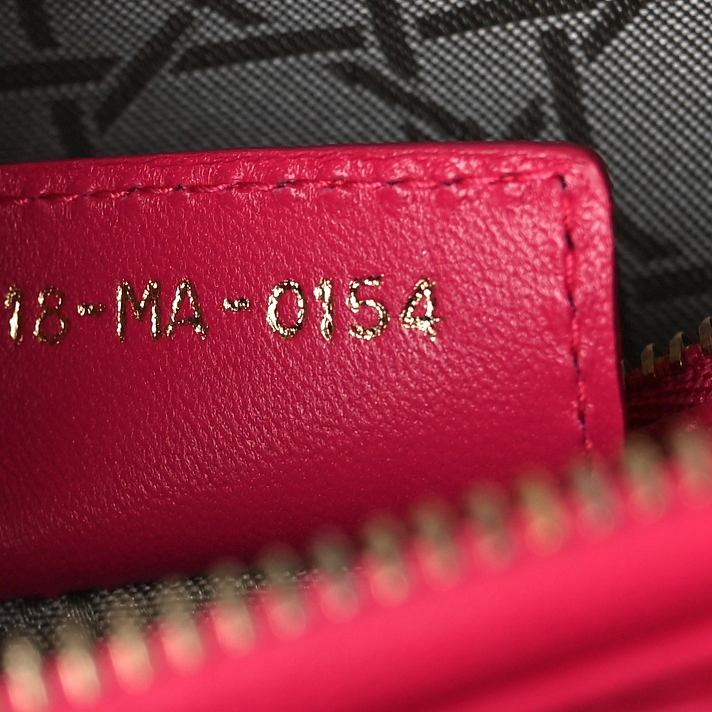 Lambskin Cannage Medium Lady Dior Fuchsia