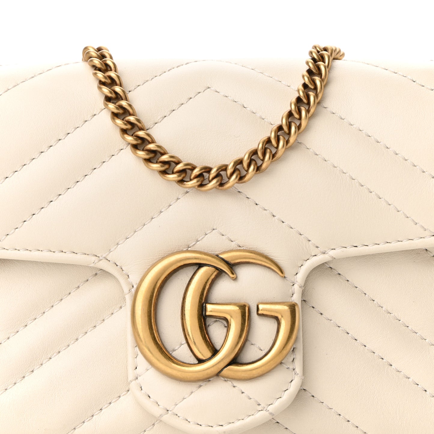 Calfskin Matelasse Super Mini GG Marmont Shoulder Bag White