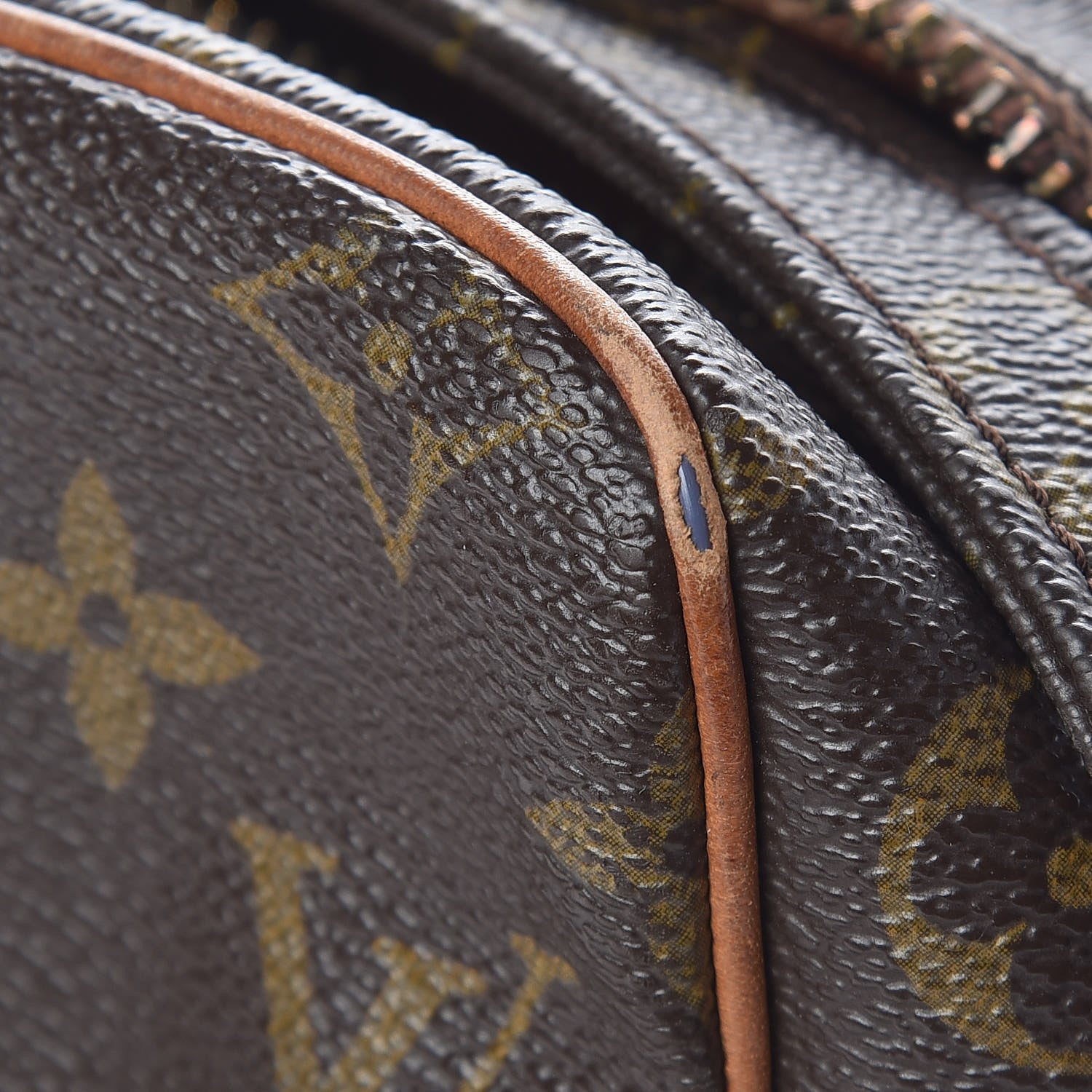 Louis Vuitton Monogram Danube 28 10 of 12