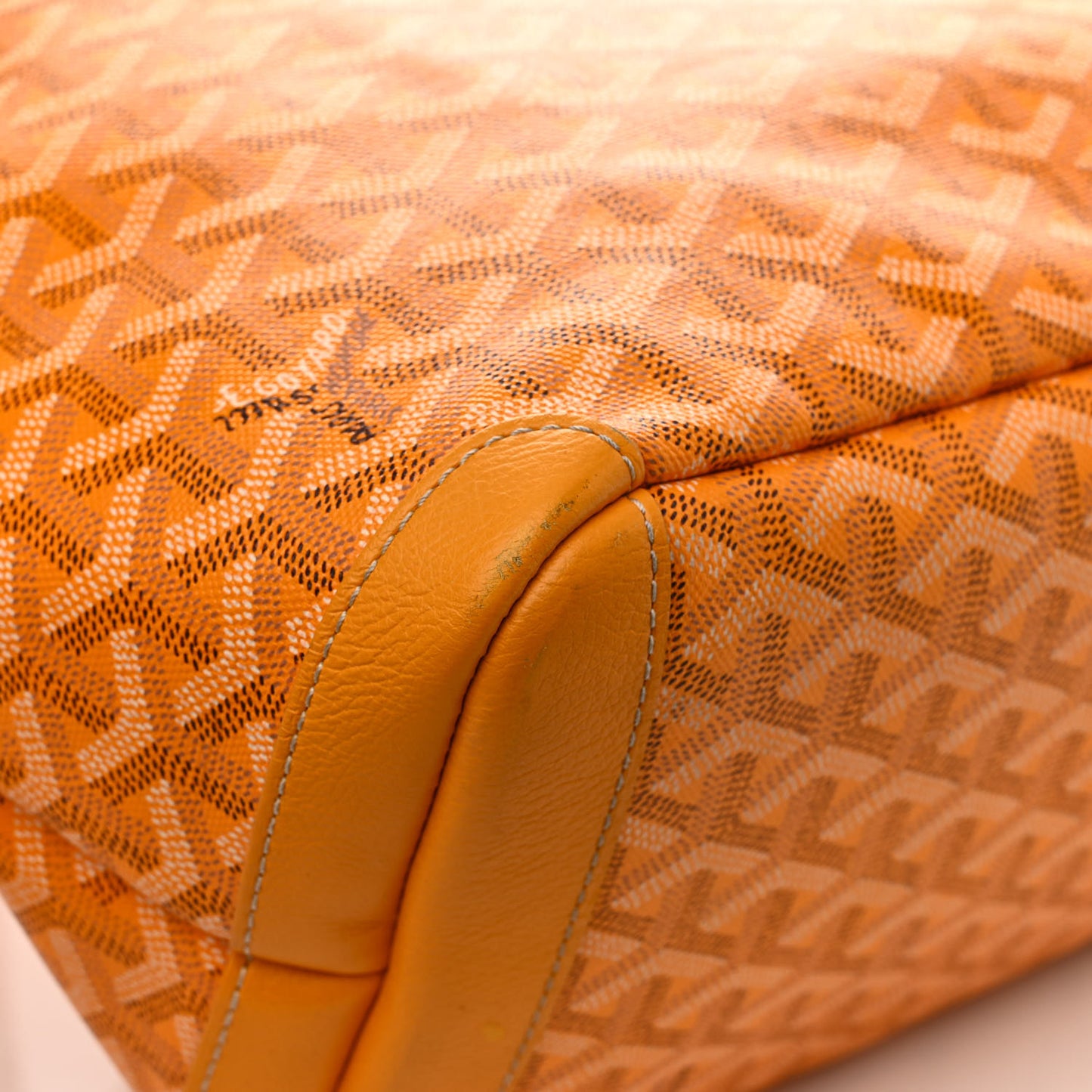Goyardine Artois MM Yellow