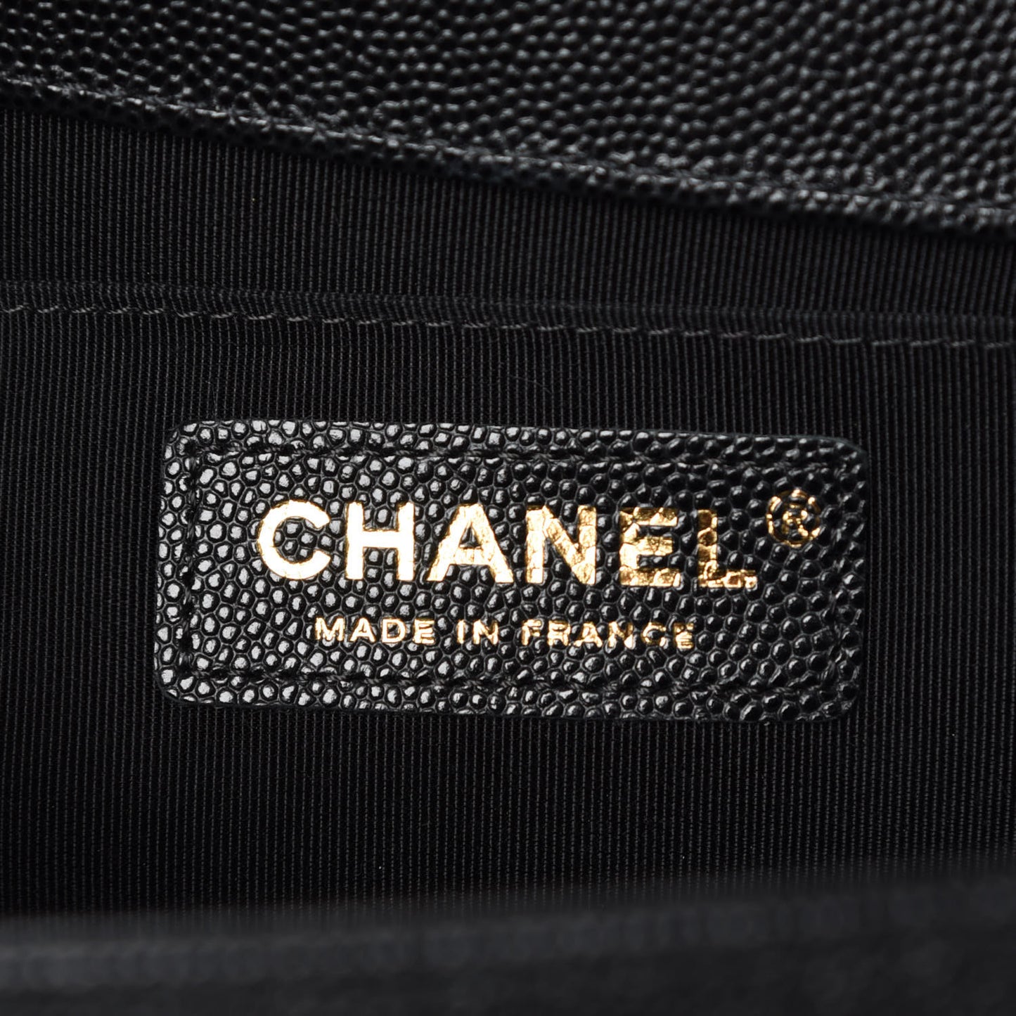 Caviar Quilted Medium Boy Flap Black