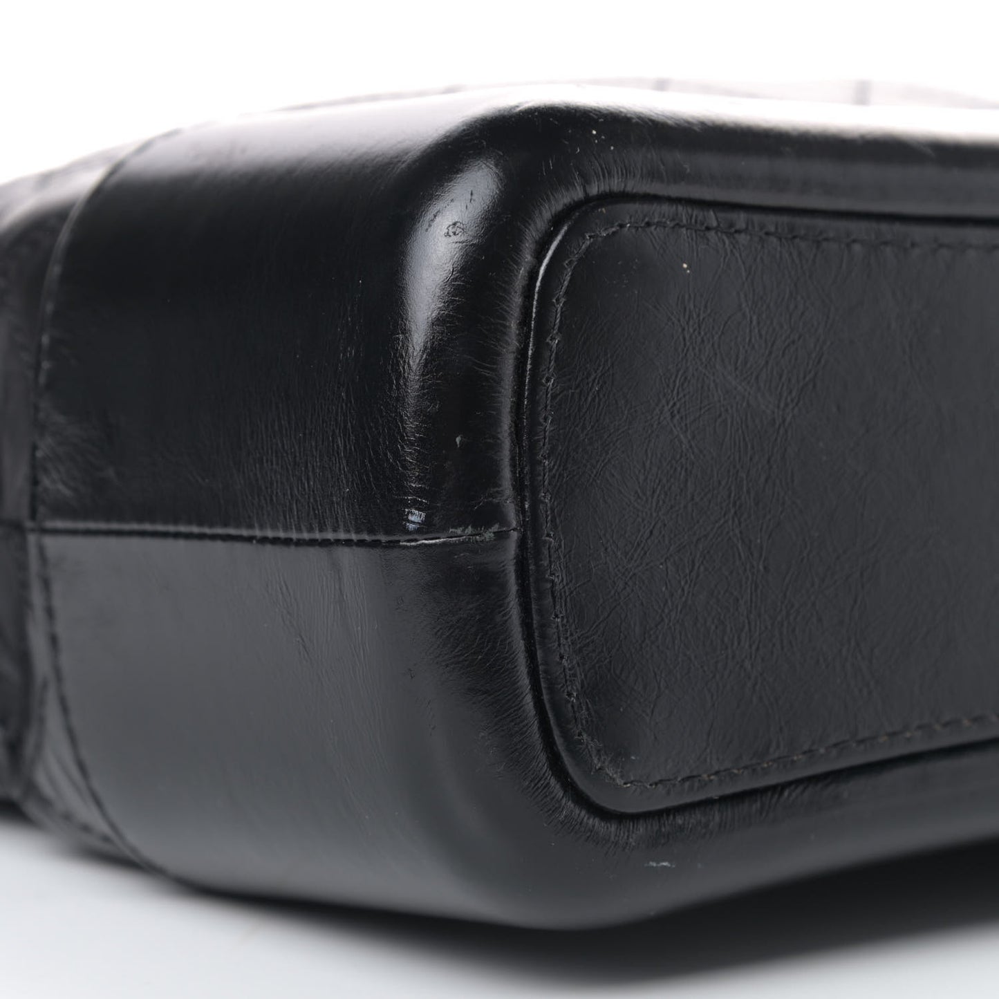 Aged Calfskin Quilted Medium Gabrielle Hobo Black