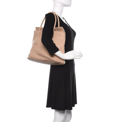 Burberry London Grainy Calfskin Medium Baynard Tote Nude 2 of 10