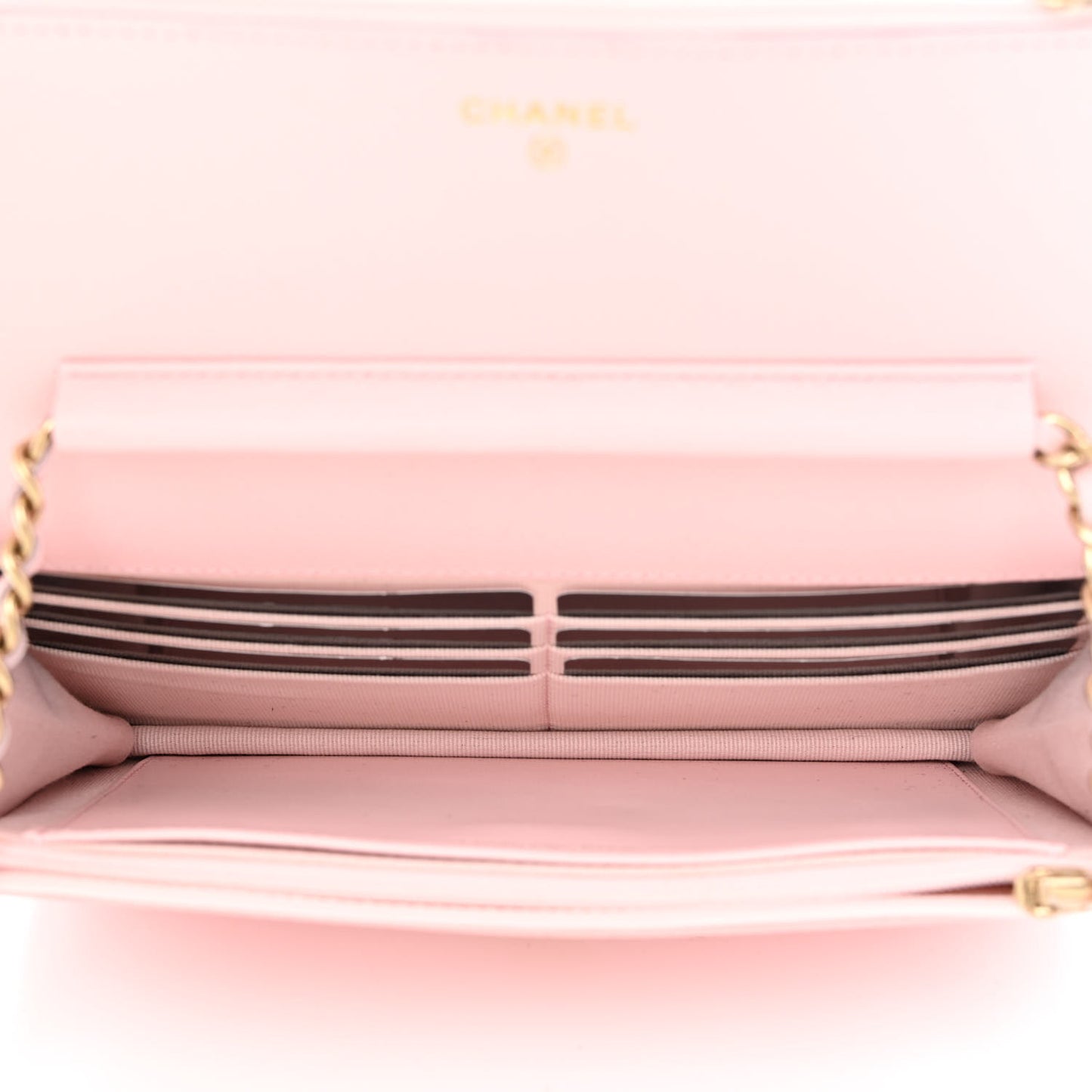 Caviar Quilted Wallet On Chain WOC Light Pink