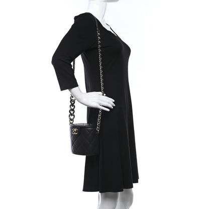 Chanel Lambskin Resin Elegant Chain Vanity Case Black 2 of 9