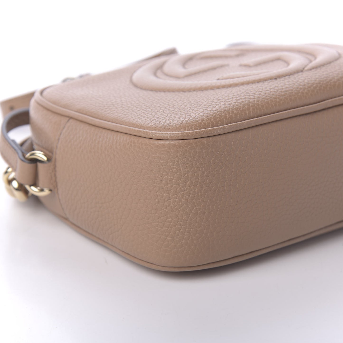 Pebbled Calfskin Small Soho Disco Bag Camelia