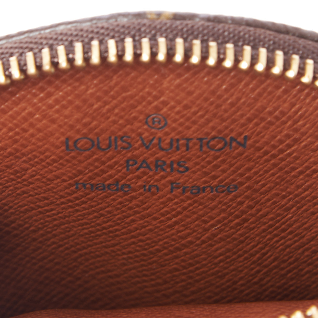 Louis Vuitton Monogram Round Coin Purse 7 of 7