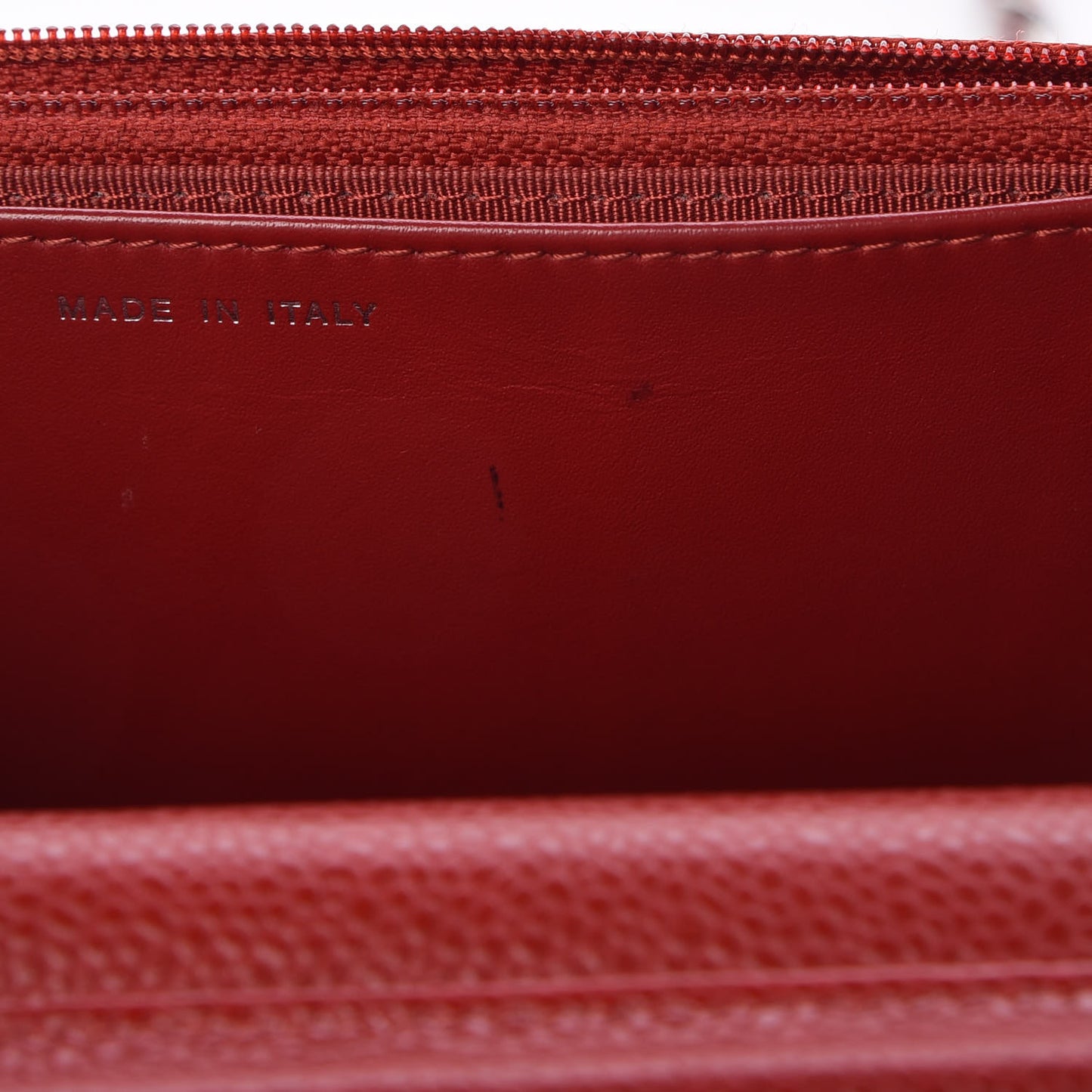 Caviar Quilted Wallet On Chain WOC Dark Red