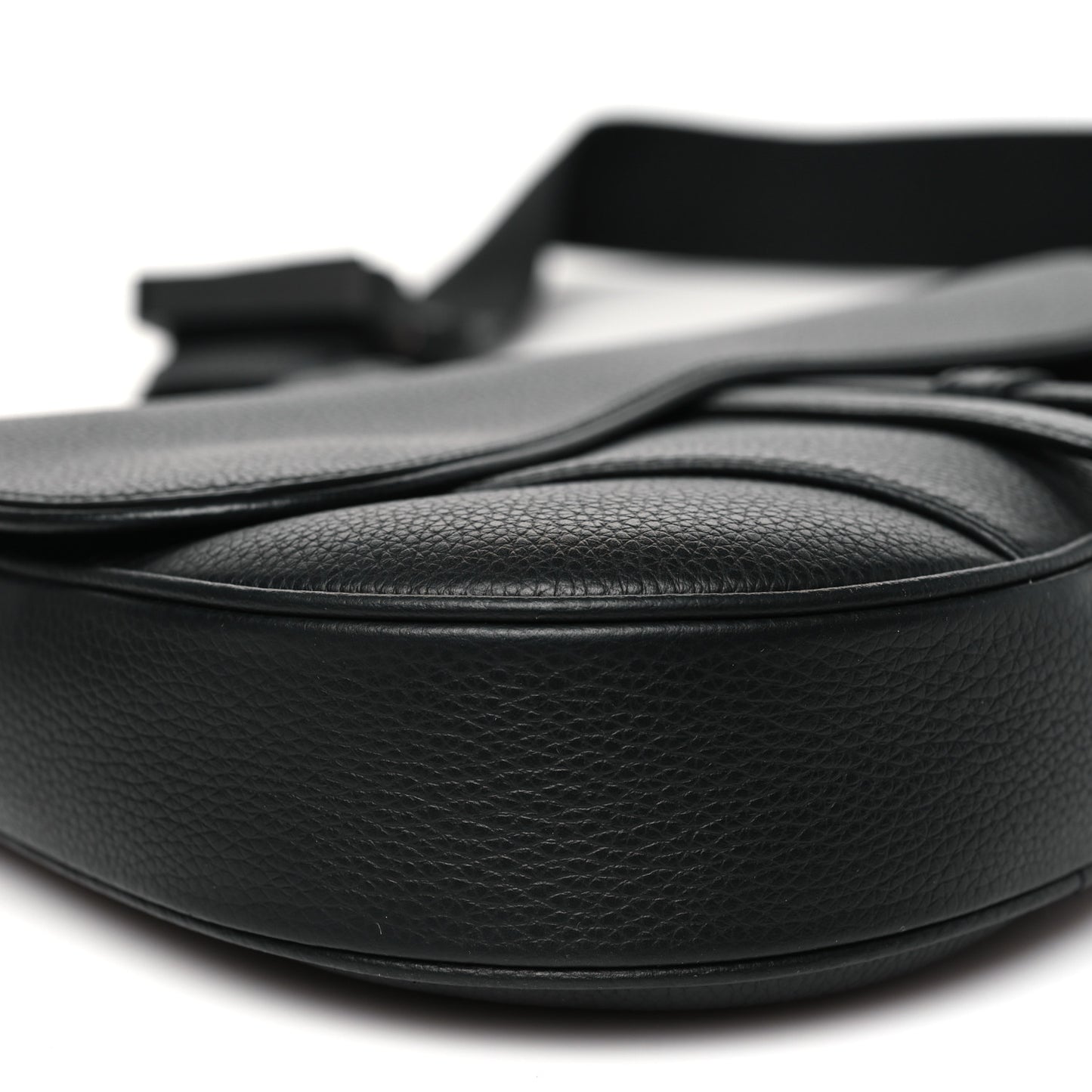 Grained Calfskin Mens Saddle Bag Black