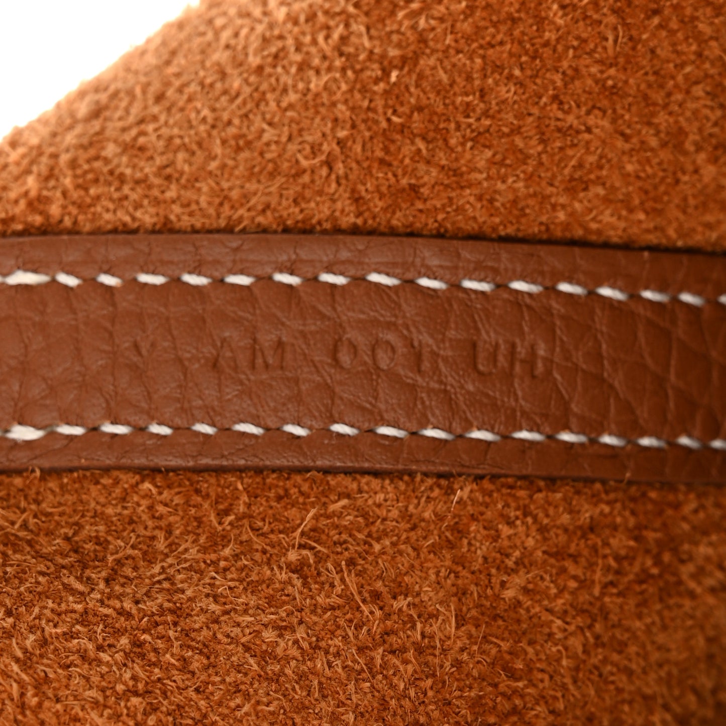 Taurillon Clemence Picotin Lock 18 PM Gold