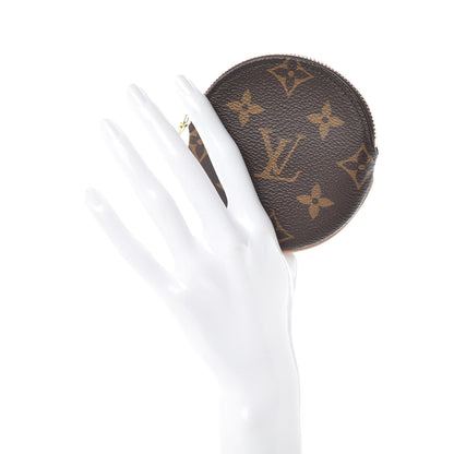 Louis Vuitton Monogram Round Coin Purse 2 of 10