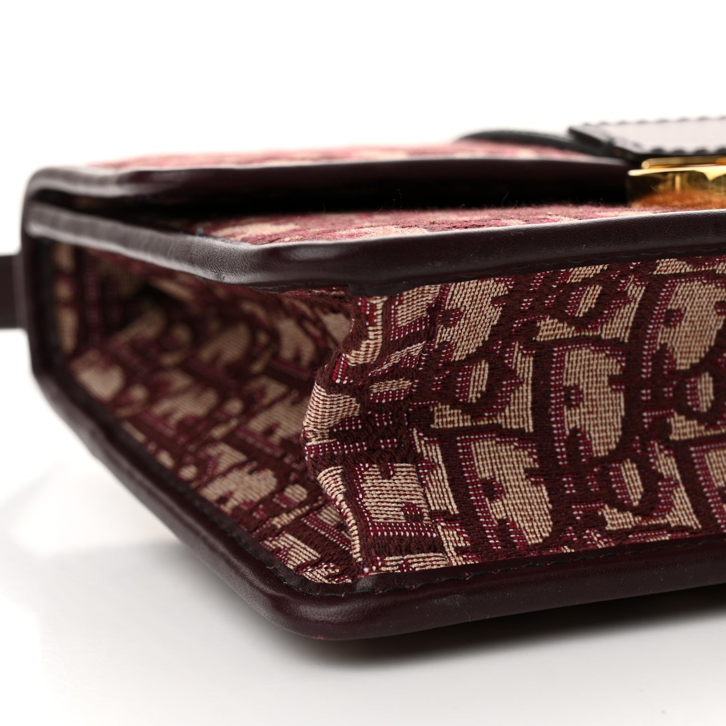 Oblique 30 Montaigne Flap Bag Burgundy