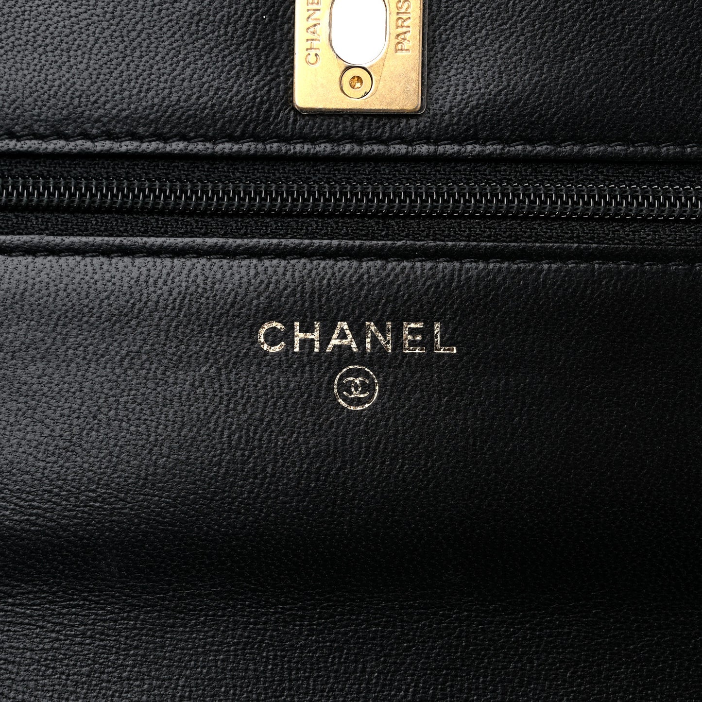Lambskin Quilted CC Pearl Crush Wallet on Chain WOC Black