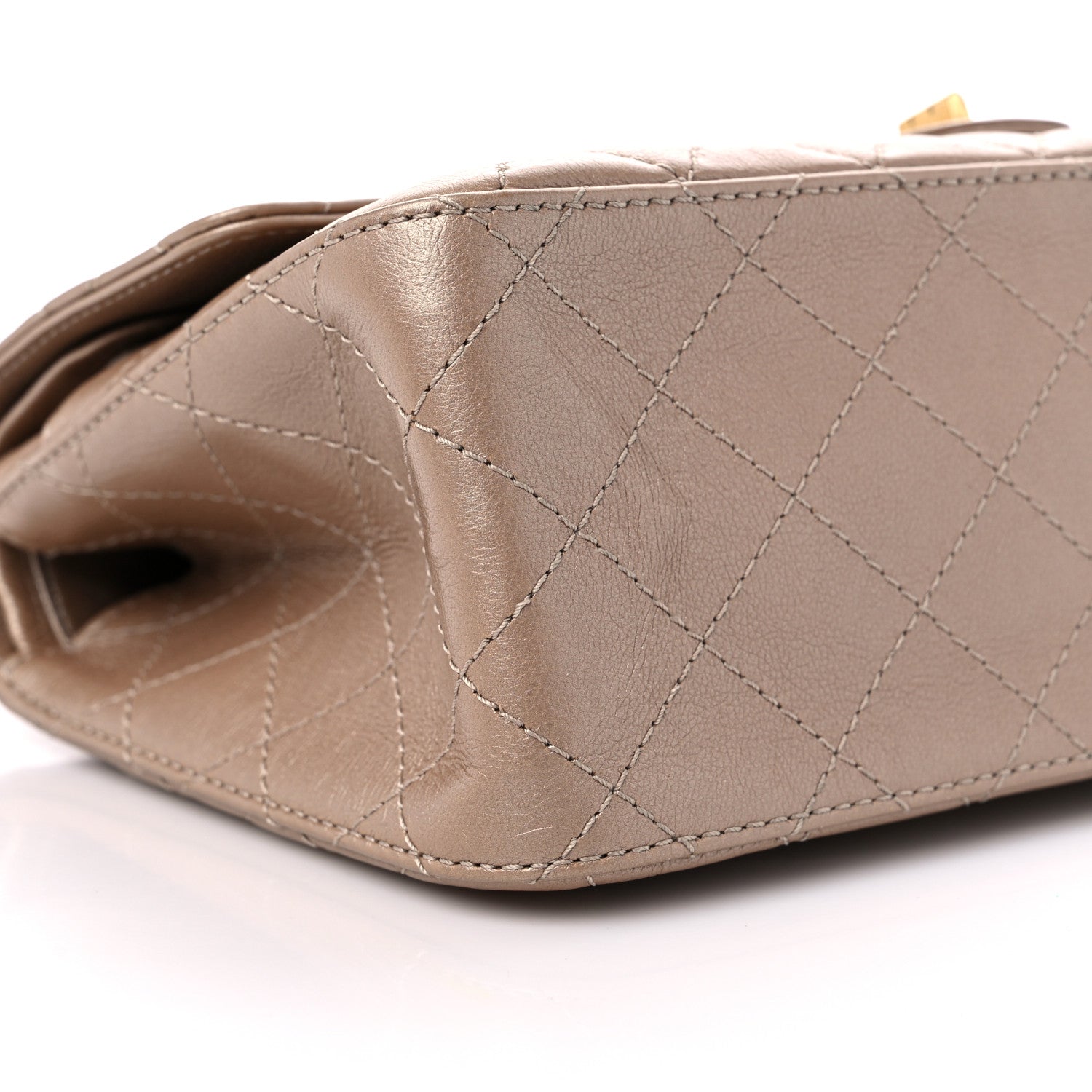 Chanel Metallic Calfskin Quilted 2.55 Reissue 226 Flap Dark Gold 8 of 10